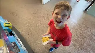 Mold-A-Rama Toys (Short)