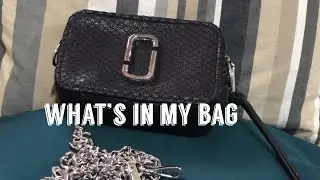Marc Jacobs softshot 17. what&rsquo;s in my bag?