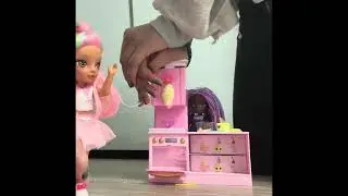 Ashlyn the Influencer Doll Goes WILD at the Ice Cream Shop! 🍦🤣 | Funny Doll Chaos