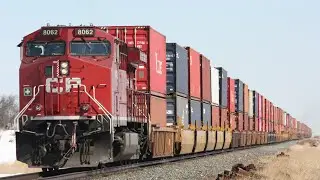 HYBALLING!! Canadian Pacific Intermodal (CP 198) East at Strangmuir, AB!