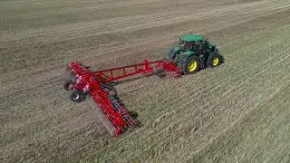 Guttler Magnum 1240 rollers working in Lincolnshire