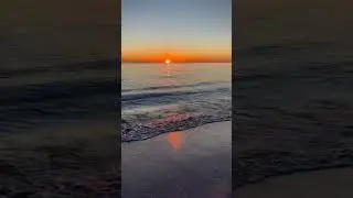 Relaxing ocean waves at sunset. Perfect for sleep, relaxation, study and stress relief. Just nature.
