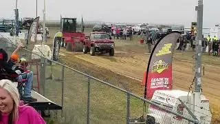 Big Red 2018 NHDRA G&J Diesel Diesel Bigsky Truck fest tractor pulls
