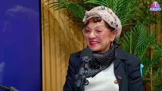 תוכנית לגיל השלישי - עליזה אלקיים עבאדי מארחת את עו
