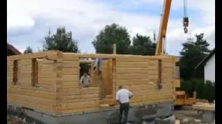 Srub, stavba roubenky, jak se stav&iacute; roubenka