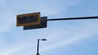 Centre Lane Control Signals in Montreal