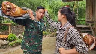 How to Make Giant Whole Grilled Chicken with Husband - Happy Family | Ly Tieu Ha