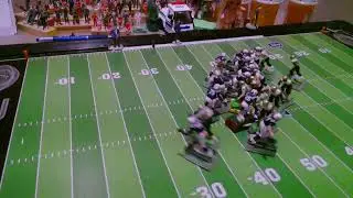 Watch the tailback pitch sweep to Thomas Johnson 