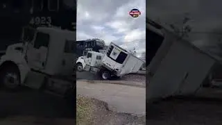 (NOT MY VIDEO) NS 154 hits a truck in Greer, SC (2/6/26) #train #crash #norfolksouthern #railroad