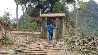 How to make a simple house gate out of bamboo. Building a farm (ep 28)