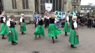 Kettle Bridge Clogs dancing Presidcot with Fiddlesticks at The Forum, Norwich on 28th July 2019.