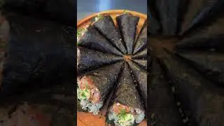 Algu&eacute;m disse, temaki ? 🍣 🥢                        #sushi #temaki #culinary #japan #comidaoriental