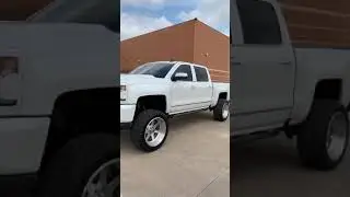 2017 Chevrolet Silverado 1500 LTZ Crew Cab Lifted #115382