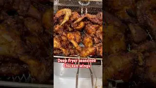 Seasoned deep fryer chicken wings🍗 😋❣️#viral #shorts #trending #love #youtubeshorts #food #funny