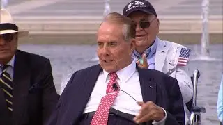 Bob Dole jokes he&rsquo;s running for president in 2016