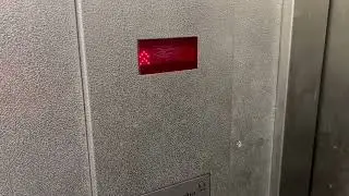 1/2   2000s Helvetia MR hydraulic lift  ( elecmegon logic ) with epic fails at car park in Gijón