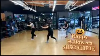 HALLOWEEN ZUMBA 🎃/BAILAMOS DE DIA  BAILAMOS DE NOCHE/ TRABAJA TU ABS INFERIOR FACIL Y DIVIERTETE 👻