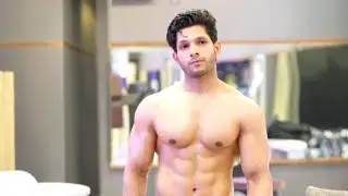 &ldquo;India&rsquo;s Shredded Sensation: This Desi Hunk Redefines Fitness Goals&rdquo;