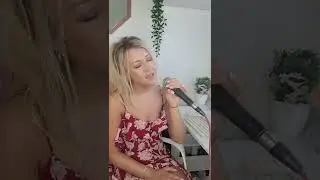 Elvis Presley - can't help falling in love (cover by Laura Aston)