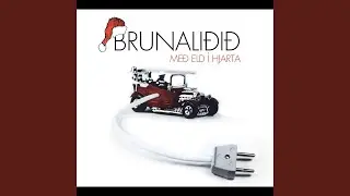 Einmana &aacute; j&oacute;lan&oacute;tt