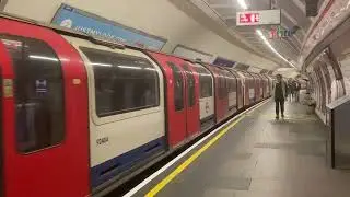 Central Line at Notting Hill Gate 2