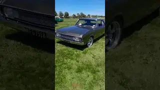 1970 Chrysler Valiant 318 V8 Coupe - Oilers Hotrod Club Show