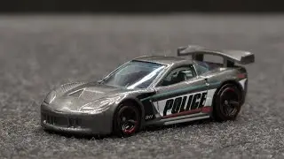365. Corvette C6-R 1/64 - Hot Wheels