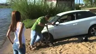 Am Strand festgefahren  Russische anleitung zum raus kommen