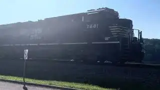 NS 38 trails on NS 905 Geometry Train
