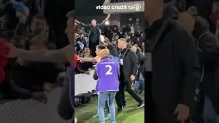 lisandro Martinez gives out his shirt vs Fulham|Manchester united vs Fulham