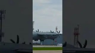 Kentucky National Guard C-130 windy landing at SDF airport #shorts