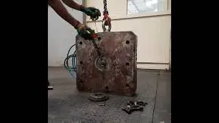 mold hot runner cleaning 🛠️🔧 👷