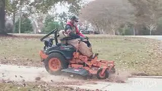 antes que se ponga oscuro y que venga la lluvia me vengo hacer otro trabajo con la maquina SCAG 🤔