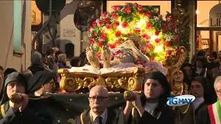 Lanciano, la processione del Cristo morto
