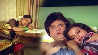 पहली बीवी इंतज़ार करते सो गयी लेकिन जीतेन्द्र - रेखा के साथ... मांग भरो सजना - ज़बरदस्त सीन - Rekha