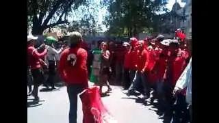 Aksi demo kenaikan BBM di Surabaya, SBY di maki model cantik!