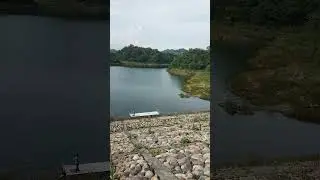 dam /mountain trekker/