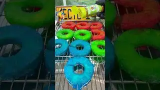 Koolaid Flavored Pineapples 🍍 #musttry #foodhacks #recipe #funfood #colors #shorts #viral