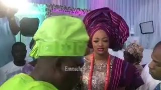 Royalty In Display || Queen Naomi Ogunwusi Sprays Money In an Event
