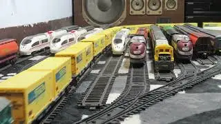 Crash FAILS Train scale 1/80 not LEGO #india #train #mumbai