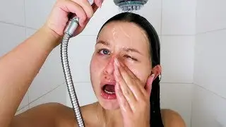 O CZYM MYŚLI DZIEWCZYNA POD PRYSZNICEM