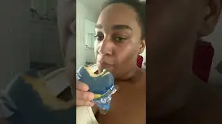 #blueberry #moonpie #doubledeck #asmr #mukbang #shortvideo  🫐