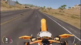 Beta The Crew 2 Wheels en KTM 450 EXF