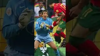 Van der sar 😂😦 #ronaldo #messi #football #shorts