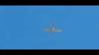 Cessna 172N Flyover