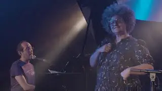 פוצים וקרולינה שרים כלב במים - הופעה 12 יוני 2025