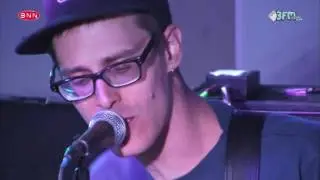 Bombay - 'Slow Motion' (Live @ BNN that's live - 3FM)