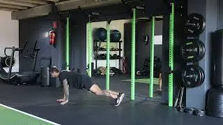 Deep Squat Hops to Plank | Functional Mobility & Strength | KEBKO Functional Fitness Amsterdam Noord