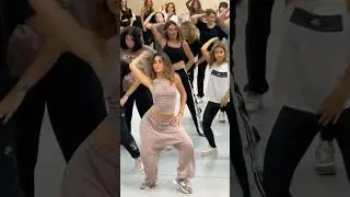 She killed my choreo🔥🔥🔥🔥 stream &lsquo;LA MADAME&rsquo; by Ralph Beaubrun