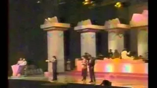 VILMA PLANAS GANA PREMIO OTI 1986 CANCION TODOS